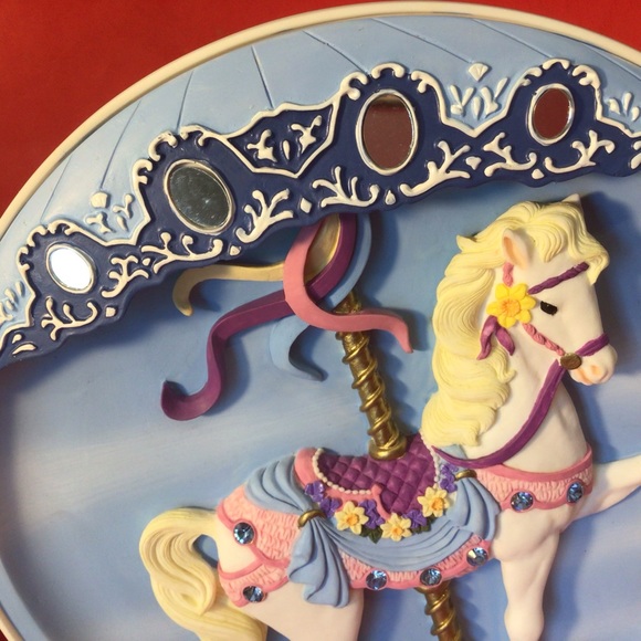 RHODES STUDIOS FIRST ISSUE IN THE MUSICAL CAROUSEL TREASURES COLECTION - Picture 9 of 16